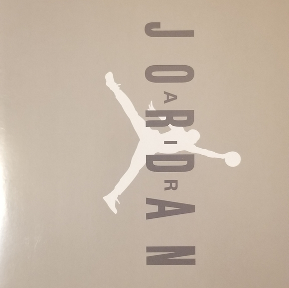 Jordan 11 Retro Cool Grey